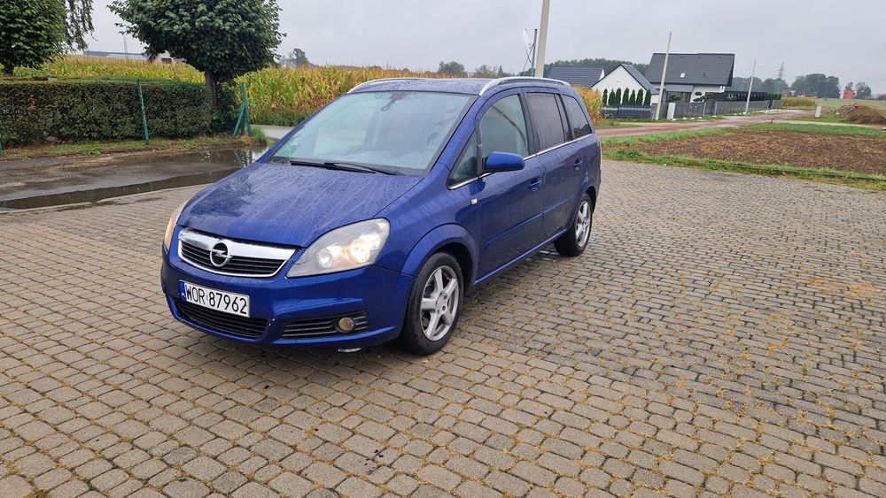 Opel zafira 1.9cdti  klima 2005r