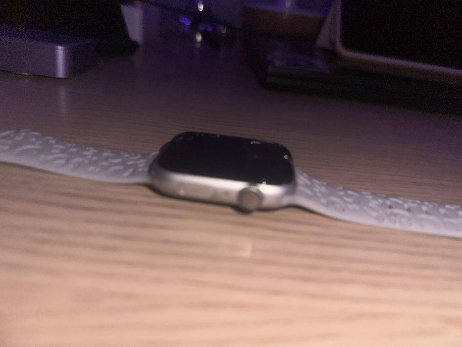 Apple watch series 5 44мм алюмінієвий корпус
