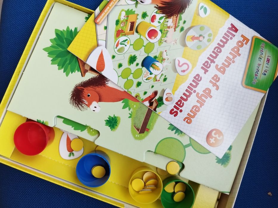 Jogo de tabuleiro animais 3+