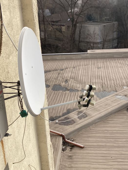 Спутниковое ТВ, тарілка, тюнер.