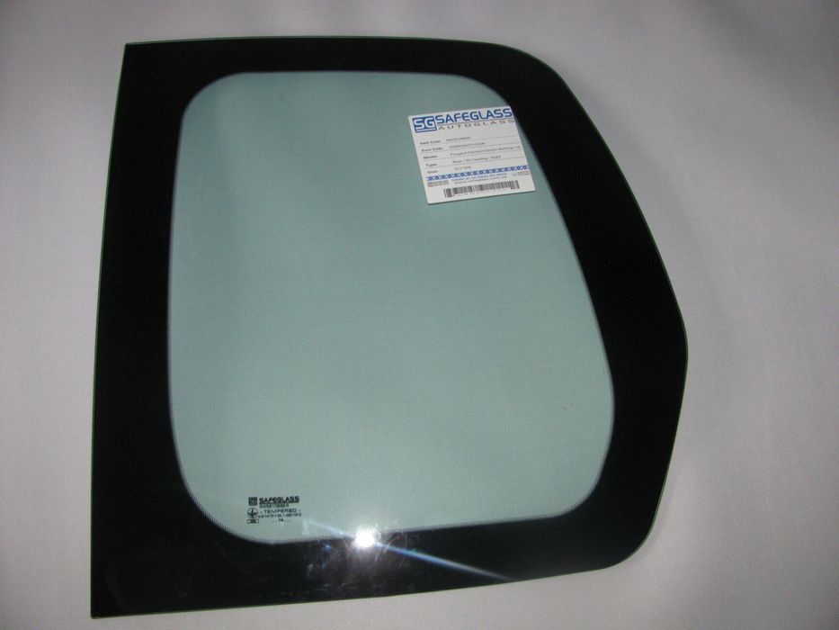 Новое заднее стекло Peugeot Partner пежо партнер