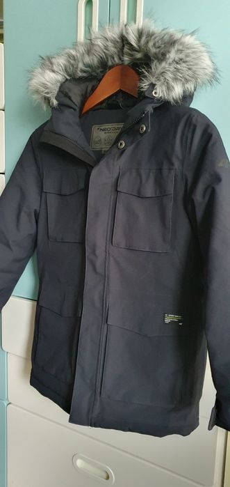 Kurtka zimowa 4f jak nowa
