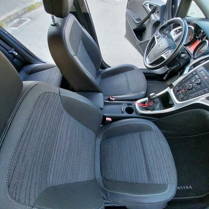Opel Astra j Sports Tourer
