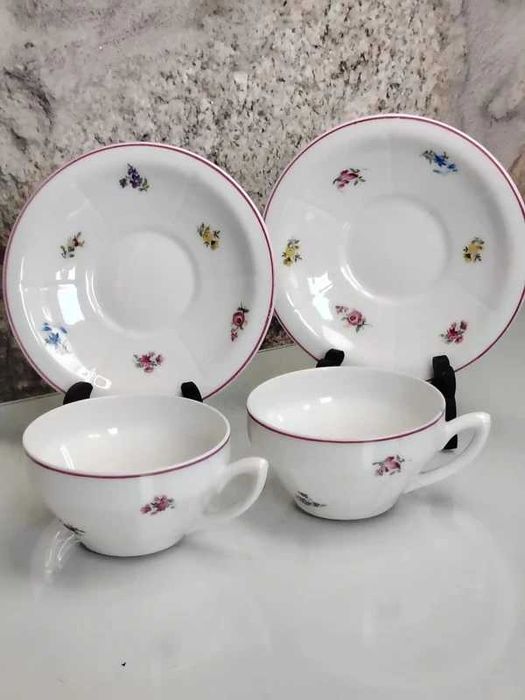 Par de Chávenas Pires Vista Alegre - Porcelana Portuguesa ENVIO GRÁTIS