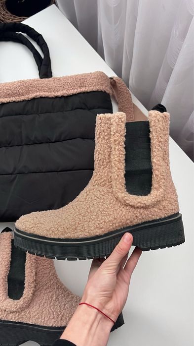 Черевички і сумка