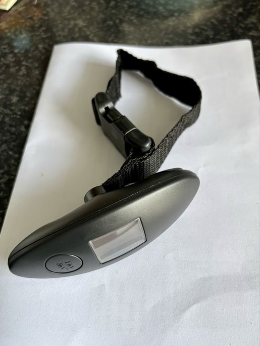 Balança de viagem nova