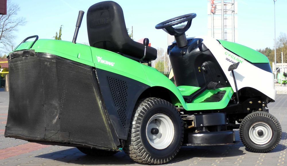 Traktor kosiarka Viking Cyclon MT585 B&S  (230402.6) Baras