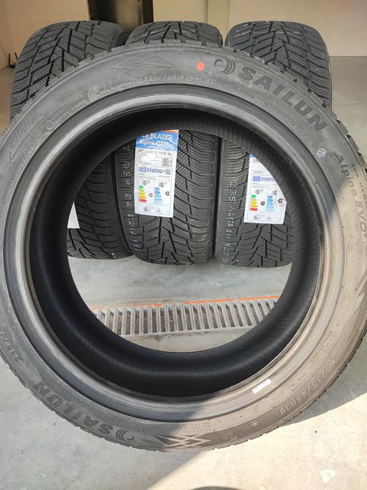 235/45r19 Sailun Ice Blazer Alpin Evo zimowe z 2026