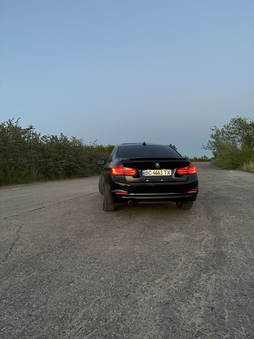 Продається BMW F30 2013 року 2.0 бензин