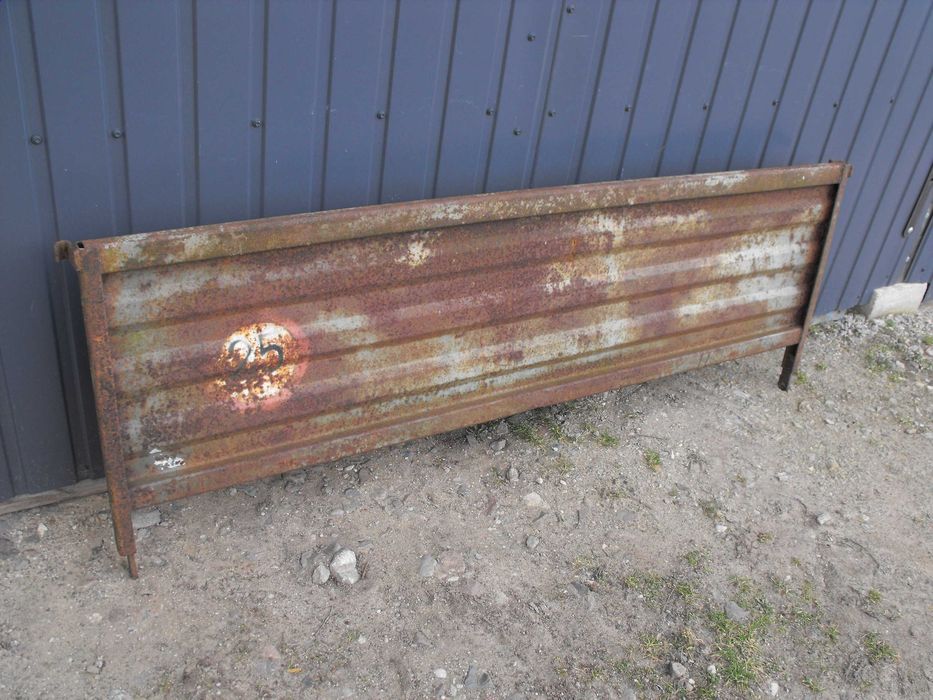 borta tylna przednia boki rozrzutnika