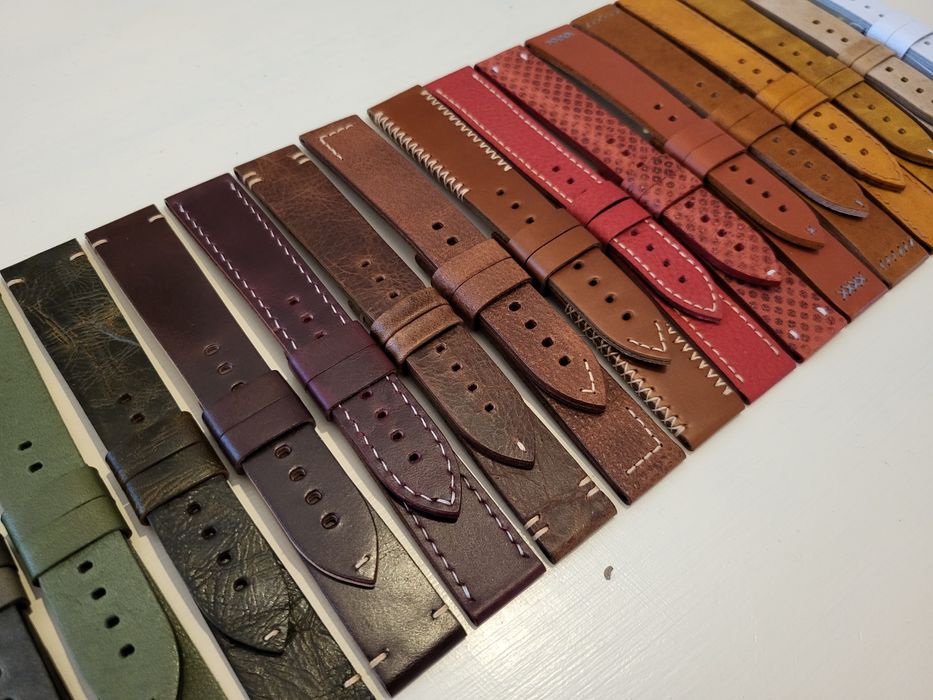 Conjunto de 23 braceletes novas em pele genuína de 20mm