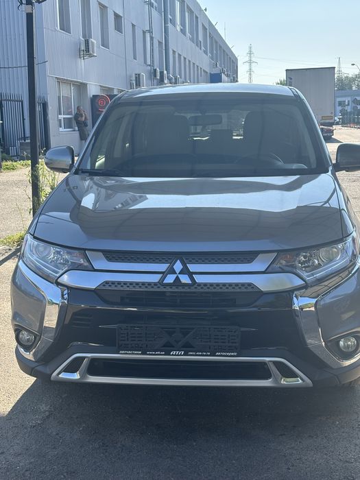 Mitsubishi Outlander 2019