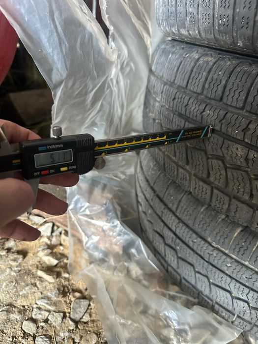 Sprzedam opony zimowe