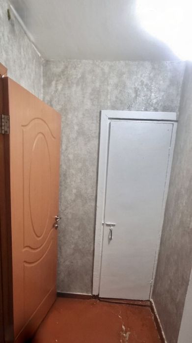Продам 1-кімнатну квартиру на Молодіжному.