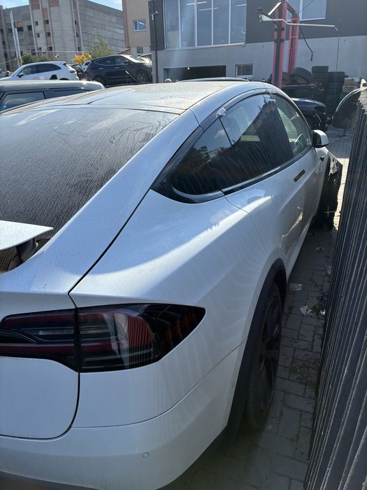 Tesla model X 2022 100kwh