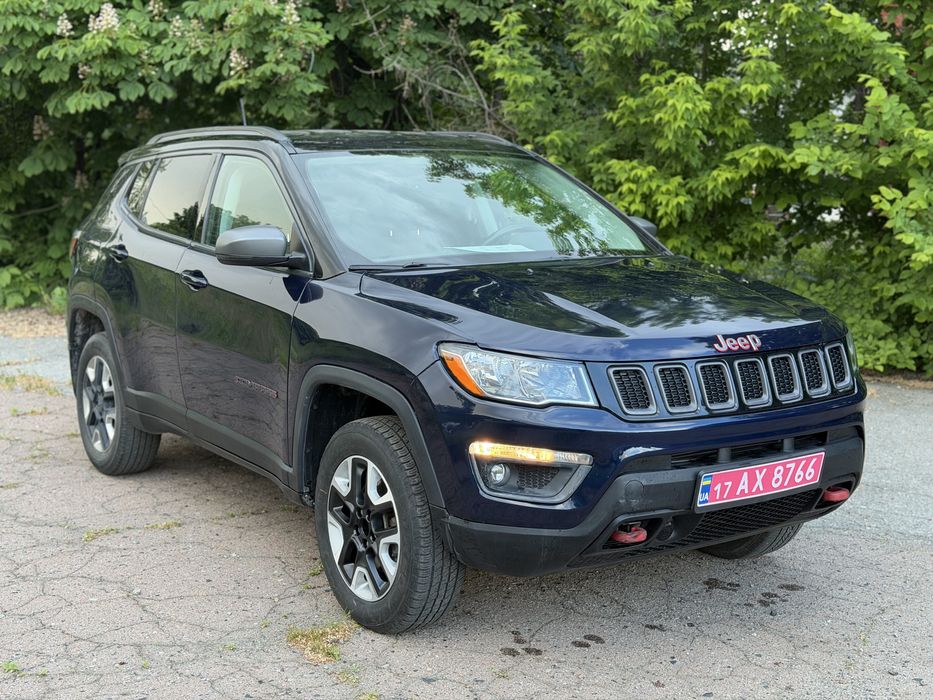 Продам Jeep Compass Trailhawk