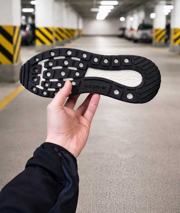 (2235) Кросівки Adidas ZX 500 RM чорні з білим (40-45)