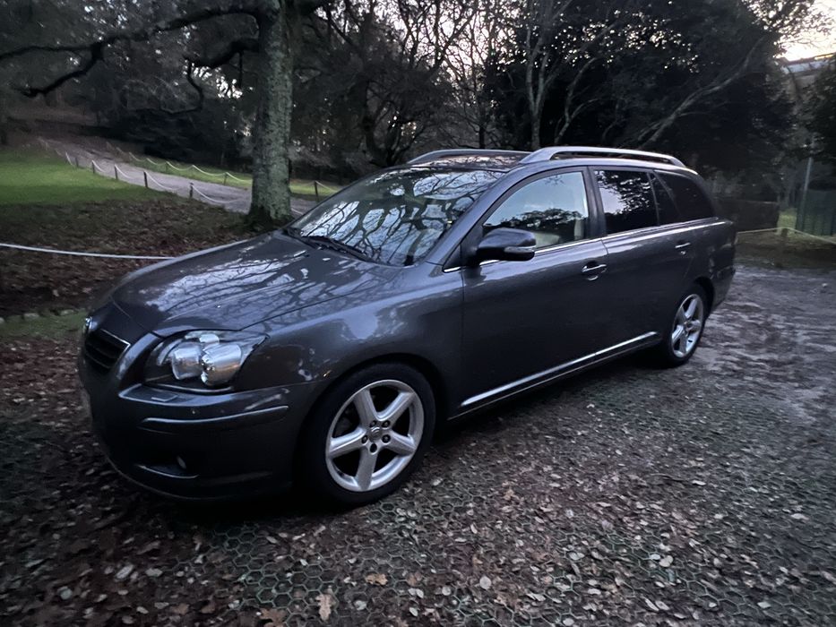 Toyota Avensis SW 2.2D-4D 150 cv Nacional