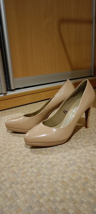 Удобные лодочки пастельного тона