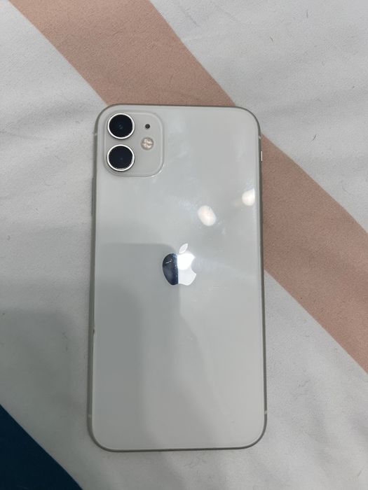 Iphone 11- 64GB- Desbloqueado