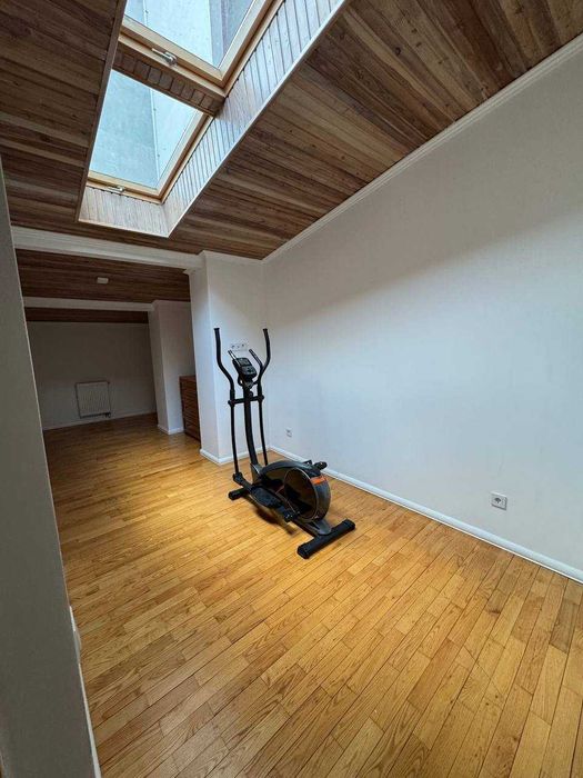 Здам будинок можна жити і працювати