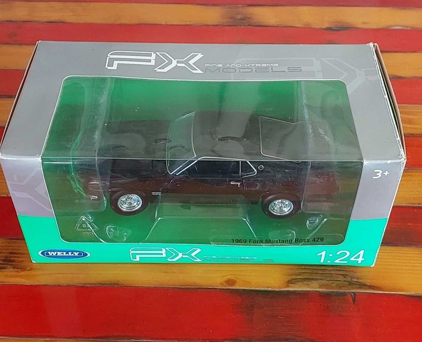 Модель Ford Mustang Boss 429 1969 1.24 Welly