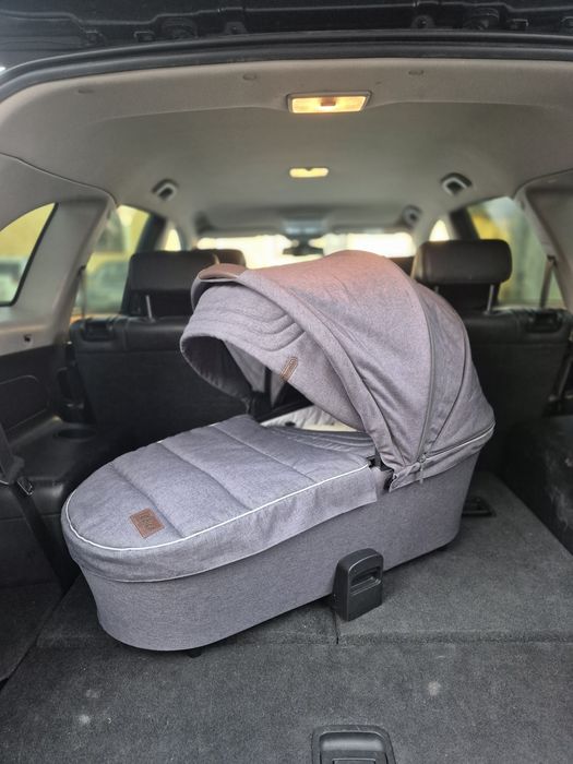 Прогулка Автокрісло Carrello Epica