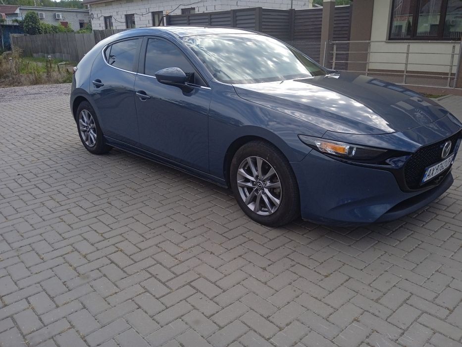 Продається MAZDA 3 рік випуску2021