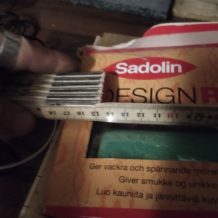 Wałek do malowania wzorów na ścianie