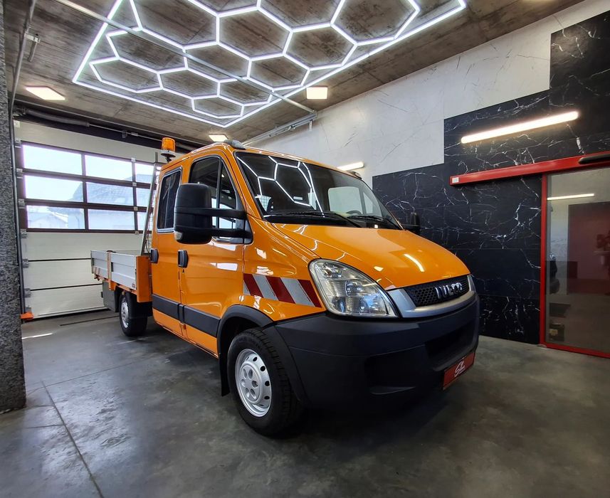Iveco Daily 35S14 Doka Dubel Brygadówka Służba Drogowa Silnik 3.0 Pomarańczowy 6 Miejsc Hak Kamera Cofania Webasto Ogrzewanie Postojowe Klimatyzacja Fotele Pneumatyczne