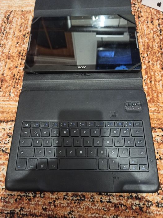 ACER Iconia One 10 a6003

B3-A30

Model:A6003