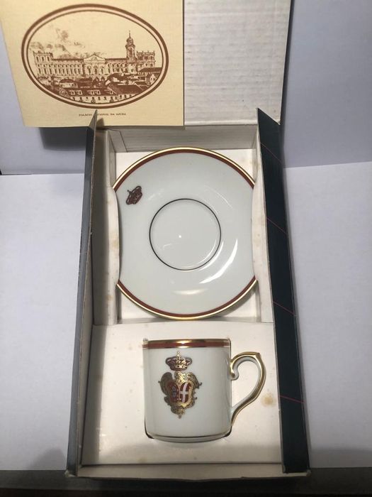 Pire e chávena da Vista alegre