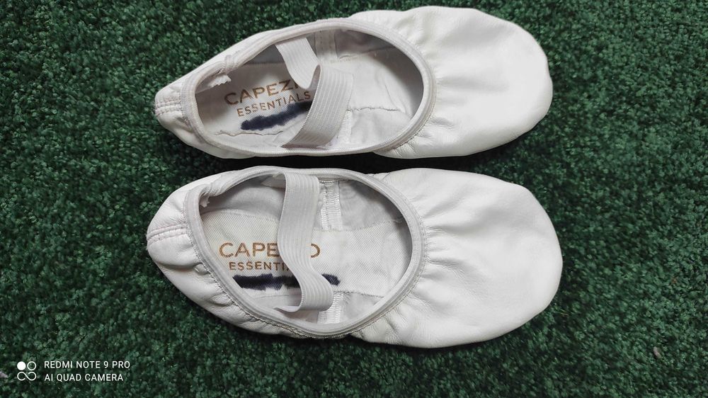 CAPEZIO шкіряні балетки