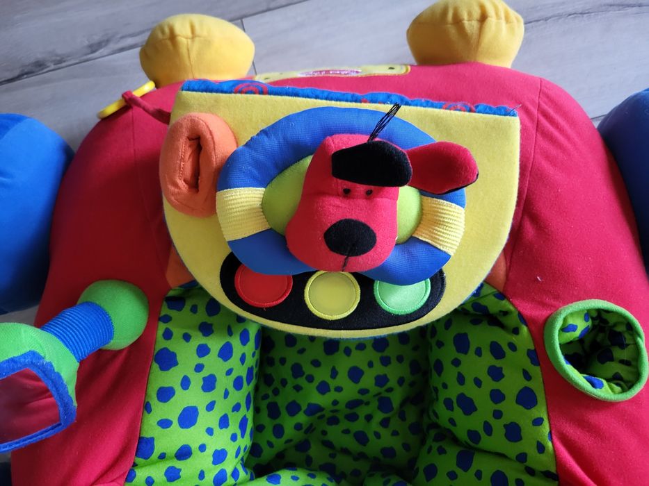 Pluszowy samochodzik siedzisko z interaktywną kierownicą