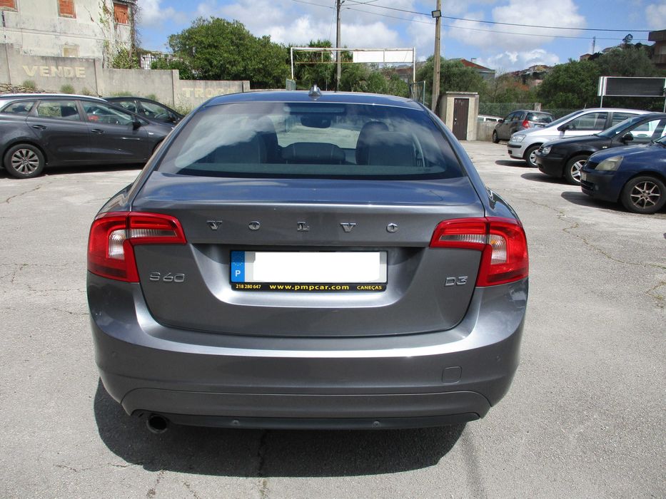 Volvo S60 2.0 D 3 momentum Nacional c/garantia e revisao kit distribuição