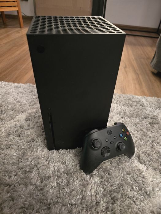 XBOX Series X Jak nowy uzywany max 60h