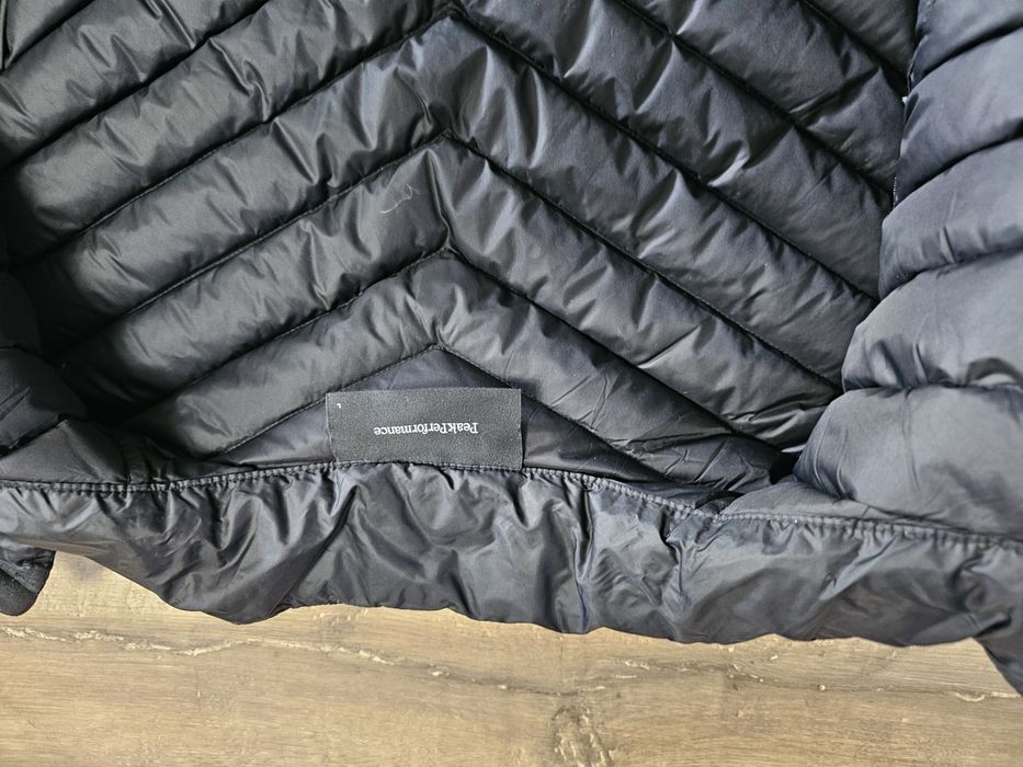 Kamizelka puchowa Peak Performance W Frost Down Vest L damska