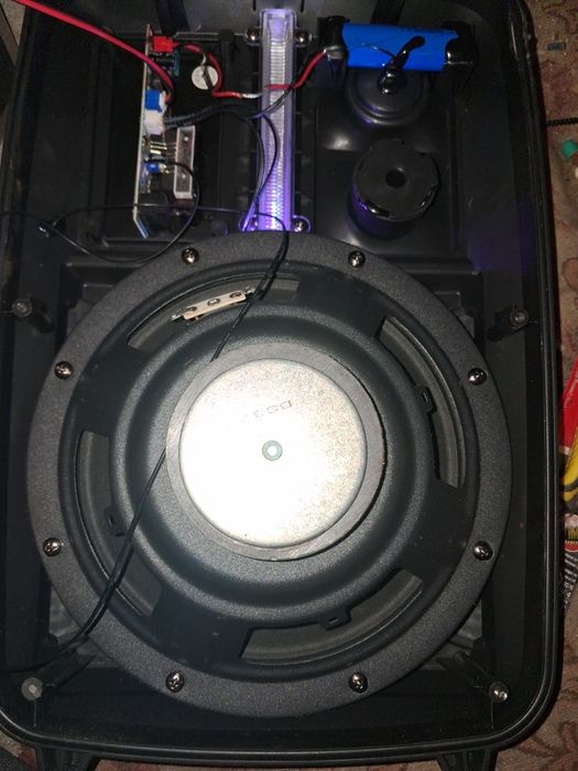 Динамик на блютуз колонку Hoco