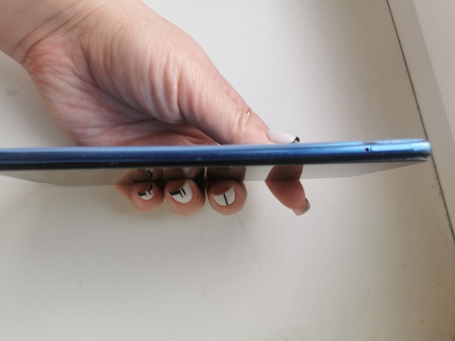 Самсунг А 30 телефон