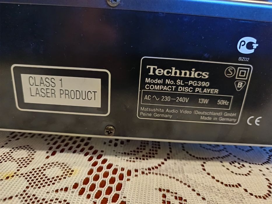 Technics SL-PG 390 Compact Disc Player