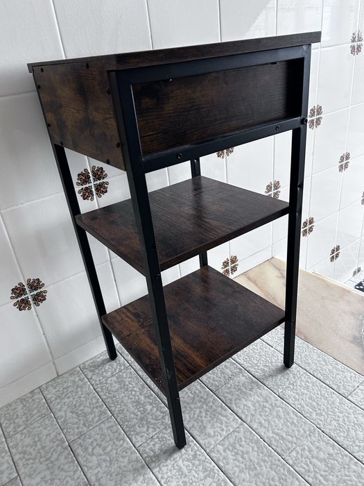 Mesa de apoio castanho