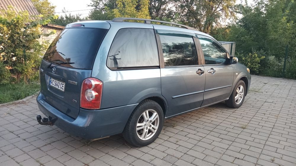 Продам Mazda MPV