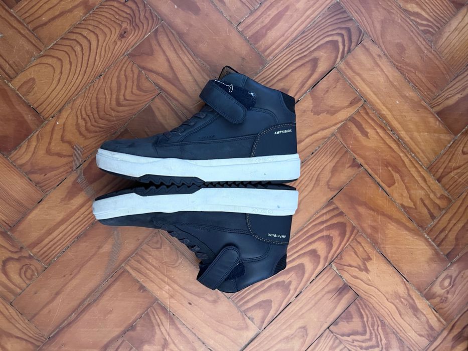Botas Geox 38 em pele