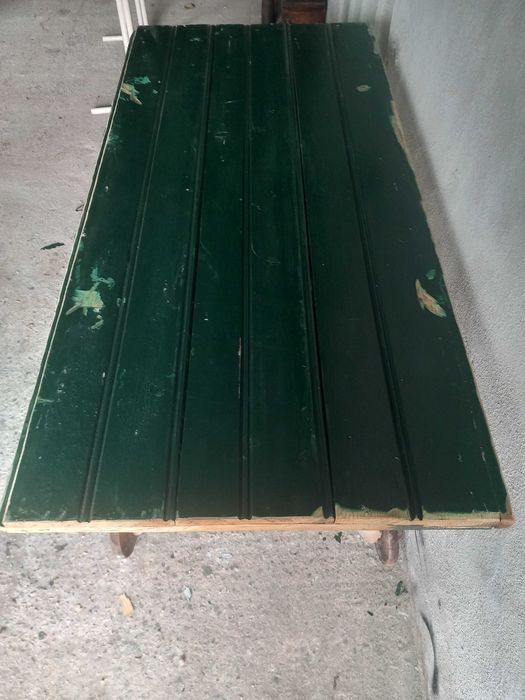 Mesa de exterior com rodas, madeira maciça