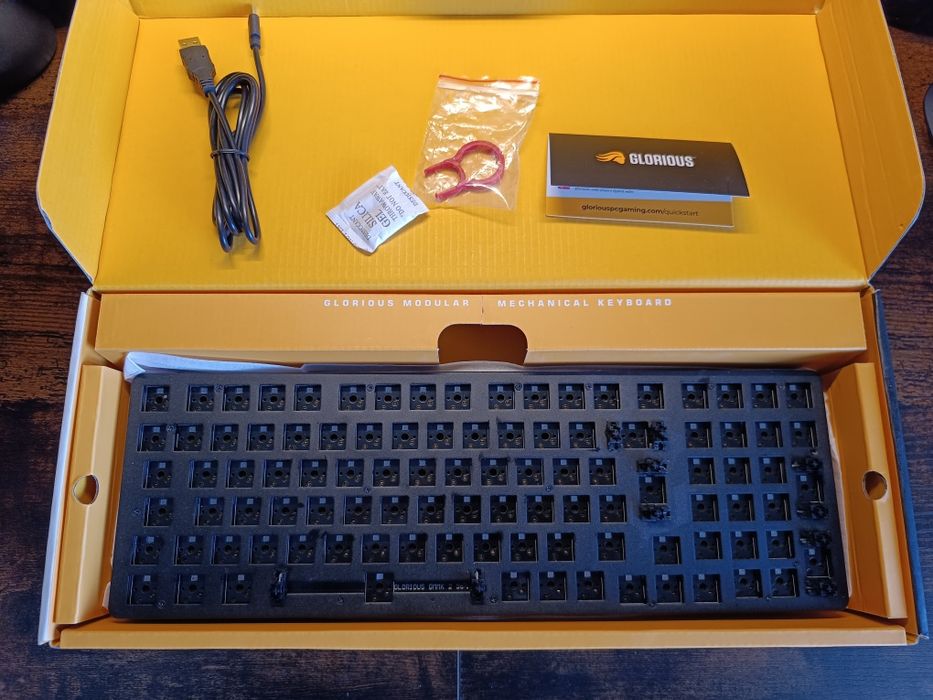 Glorius GMMK 2 - Barebobe - Full Size 96%