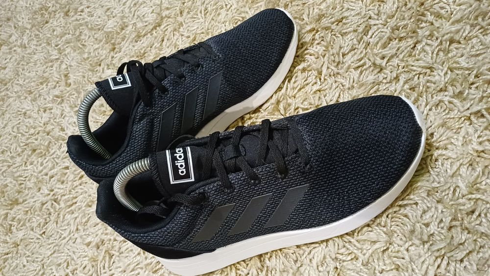 Кросівки Adidas Run 70s.