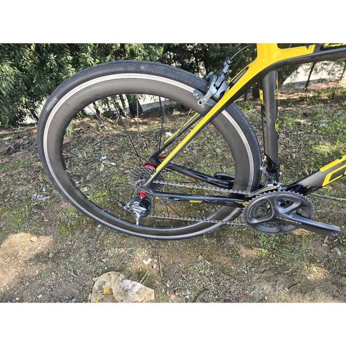 Bicicleta carbono ultegra e rodas carbono m