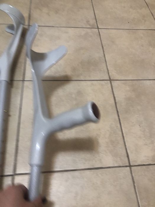 Милиці , костилі ліктьові