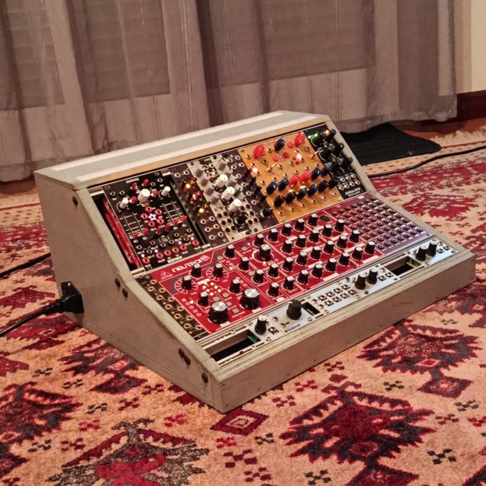 Eurorack case 84HP 7U