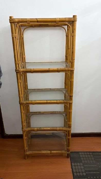 Estantes de palhinha lindissimas